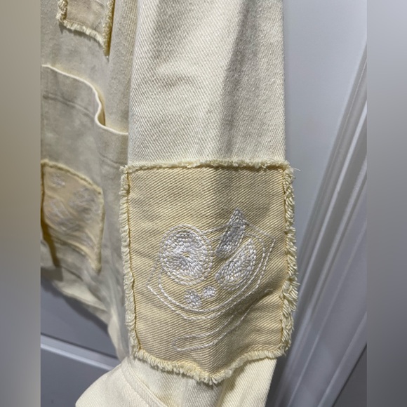 Zara Overshirt Jacket w/ Embroidered Patches Bloggers Favorite NWT - Picture 7 of 11